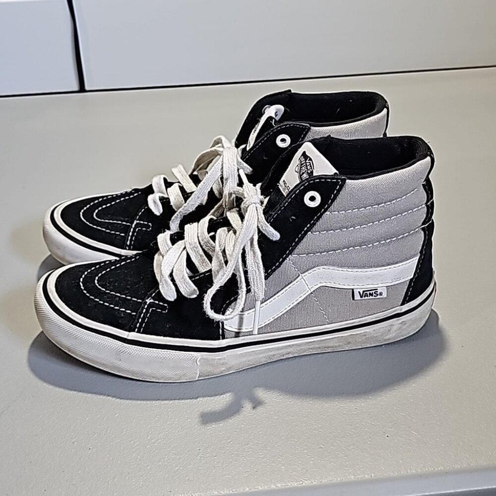 Vans black and white size 7.5 shoes